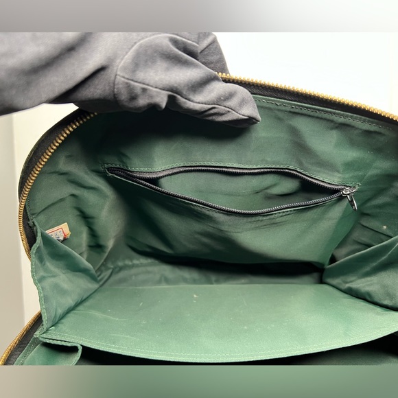 *RARE* Vintage Dooney & Bourke Metro Dome Zip Satchel - Picture 6 of 9